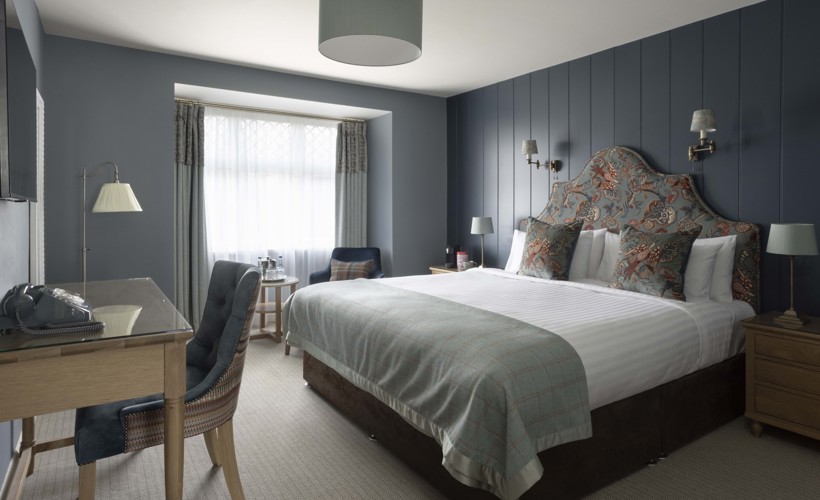 Balmoral Arms | Balmoral Arms Crathie Junior Suite