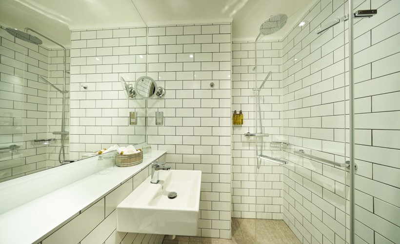 Loch Fyne | Bathroom